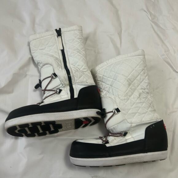 HUNTER‎ ORIGINAL QUILTED MID CALF SNOW BOOTS SIZE US 7 - Picture 2 of 9